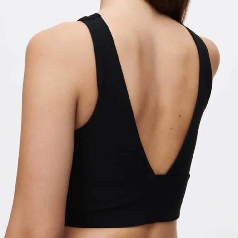 Outdoor Voices Women’s Black Venus Low Impact Crop Top | Size S